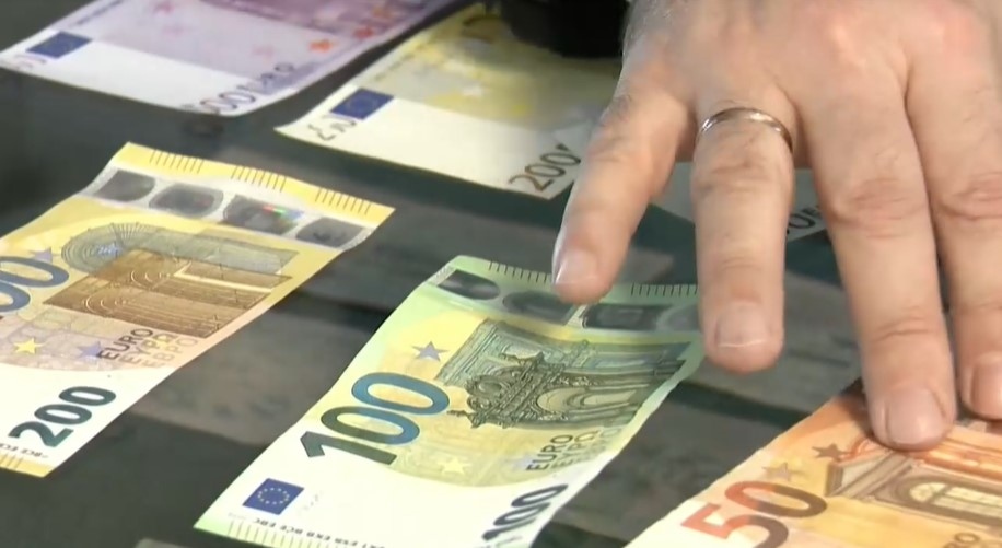 Три дни до приемането на еврото у нас През януари