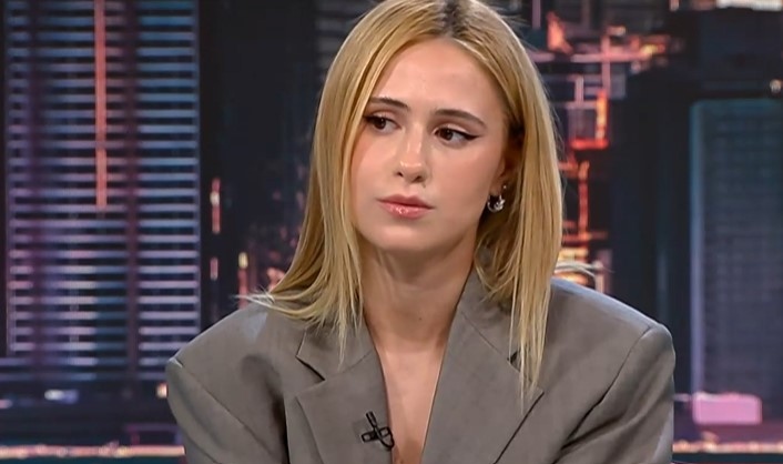 Декември е време да си у дома  Това сподели актрисата