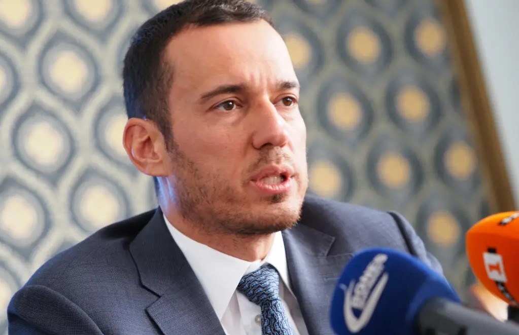 Да намериш място за детето си в детска градина не