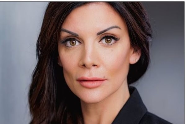 Двойката собственици на швейцарския нощен клуб в който десетки хора