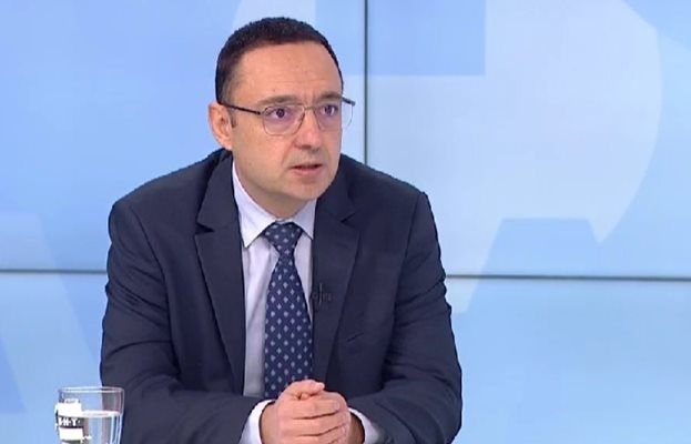 Разумен е съветът на кмета на Враца Калин Каменов хората