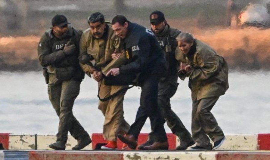 Плененият от САЩ президент на Венецуела Николас Мадуро се яви във