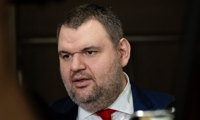 Демократичният свят има нужда от силно и смело лидерство за