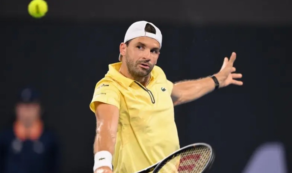 Григор Димитров стартира новия сезон с категоричен успех след като