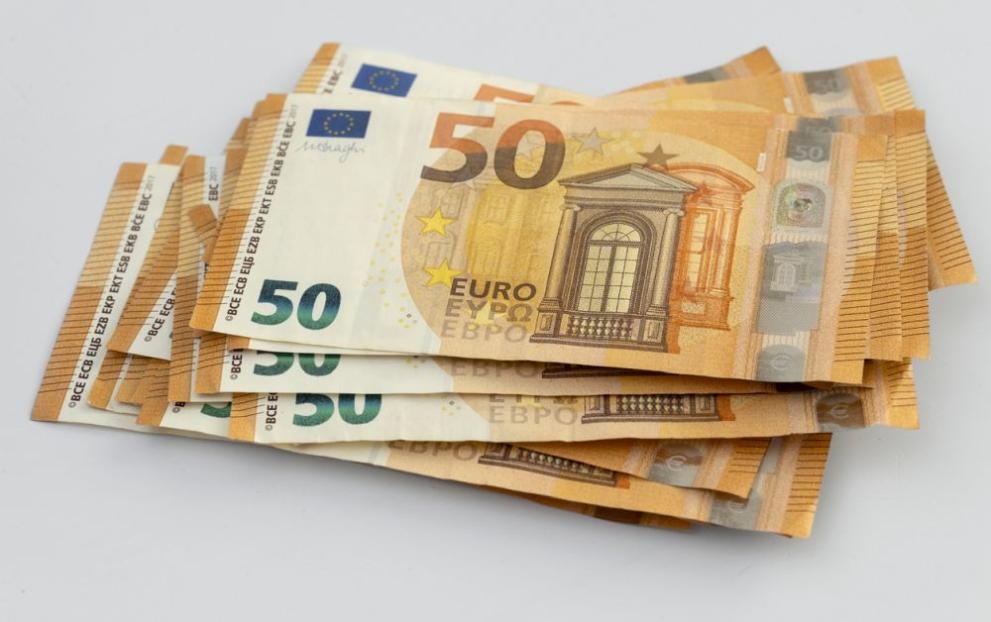 Преминаването към еврото върви нормално и няма някакви сериозни проблеми