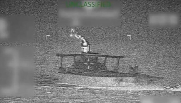 Американските военни съобщават че са задържали втори петролен танкер свързан