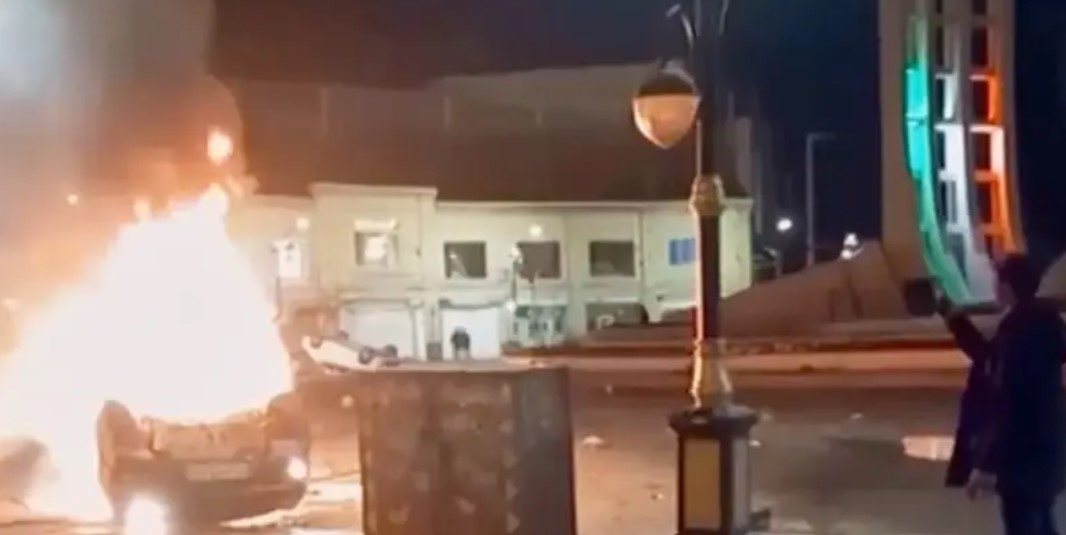 След почти две седмици на масови протести в Иран напрежението