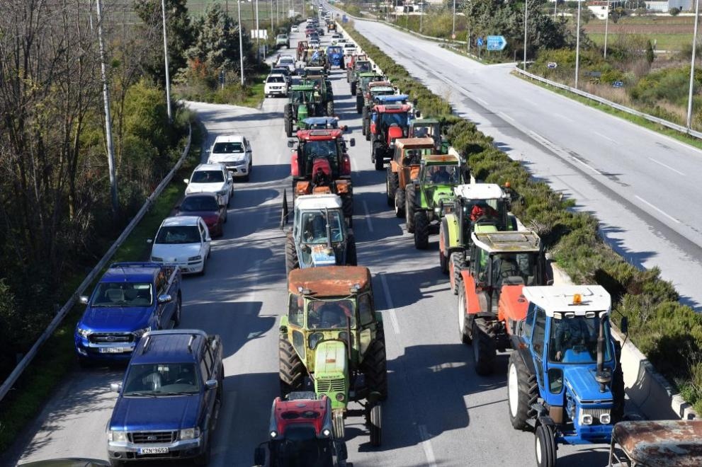 Няколко влиятелни фермерски организации в Гърция обявиха че няма да
