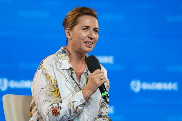 Датската министър председателка Мете Фредериксен потвърди че Дания и САЩ