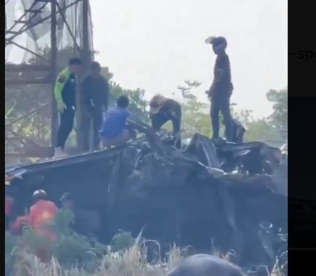 Строителен кран падна на естакада близо до столицата на Тайланд