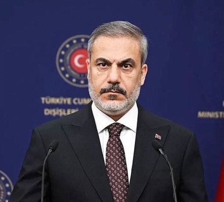 Турция е против военна операция срещу Иран и ще продължи