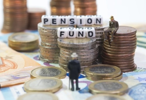 Министерство на финансите внесе спорни лобистки промени за мултифондове и