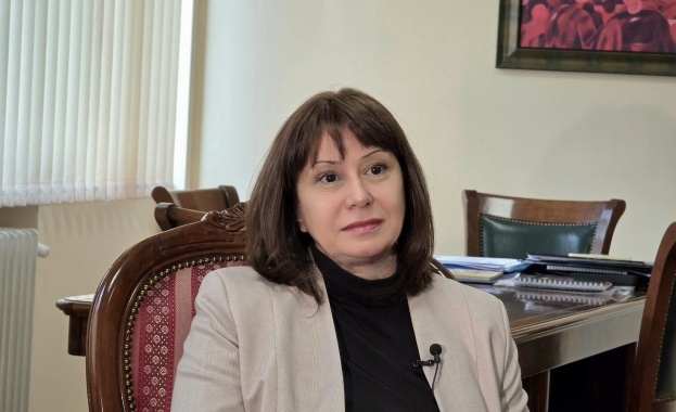 Омбудсманът Велислава Делчева сезира председателя на Комисията за енергийно и