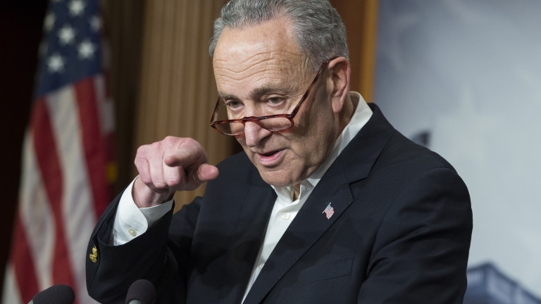 Лидерът на малцинството в Сената на САЩ демократът Чък Шумър