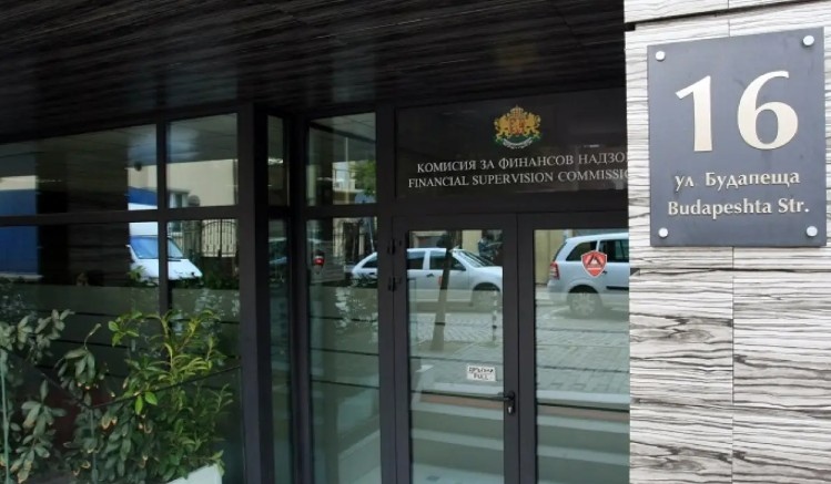 Комисията за финансов надзор разработи специална страница на своя сайт