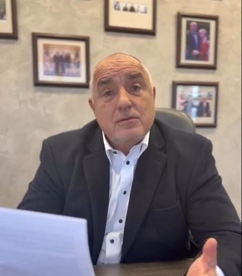 Дългото 12 минути обръщение на Румен Радев към народа бе определено от