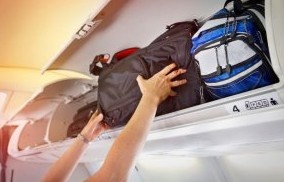 Европейският парламент настоява пътниците в самолетите да имат право на ръчен