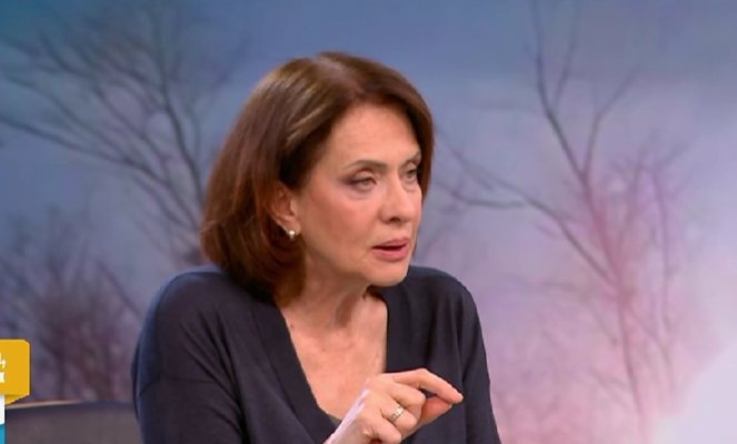 Странен е спорът дали е персонална поканата България да се присъедини