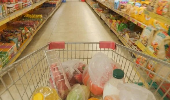 Малката потребителска кошница достигна до 58 80 евро през януари Наблюдаваме