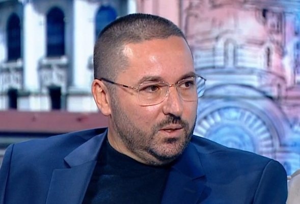 Николай Попов бащата на загиналата в катастрофа 12 годишна Сияна