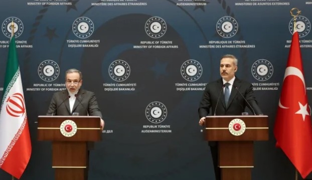 Турция призовава Съединените щати и Иран да се върнат на