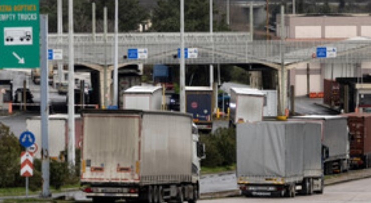 Преустановен е протестът на шофьорите на камиони от Сърбия Република