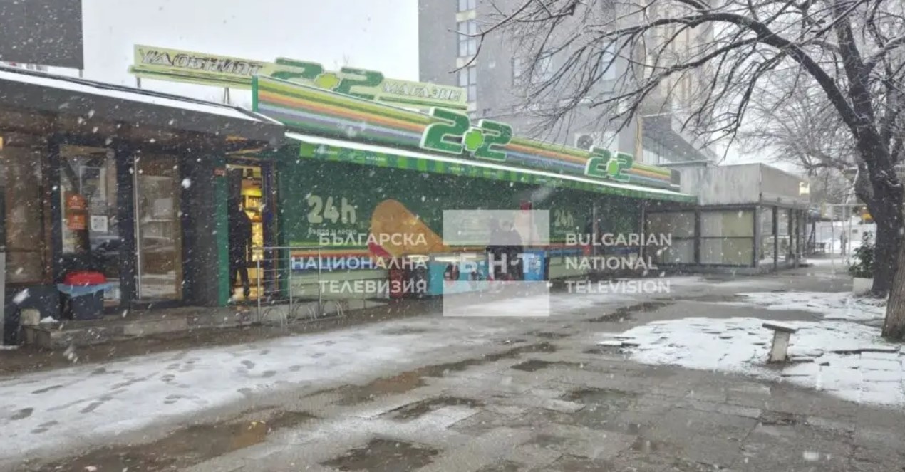 Маскирани направиха въоръжен грабеж в денонощен магазин в Пловдив рано