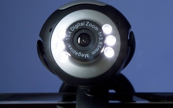 Скандалът с поставени видеокамери в салони за лазерна епилация в