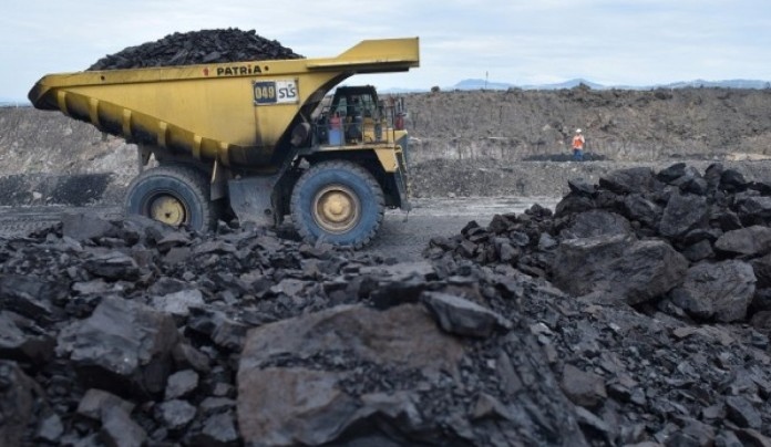 Около 41 милиона души което представлява 9 2 от населението