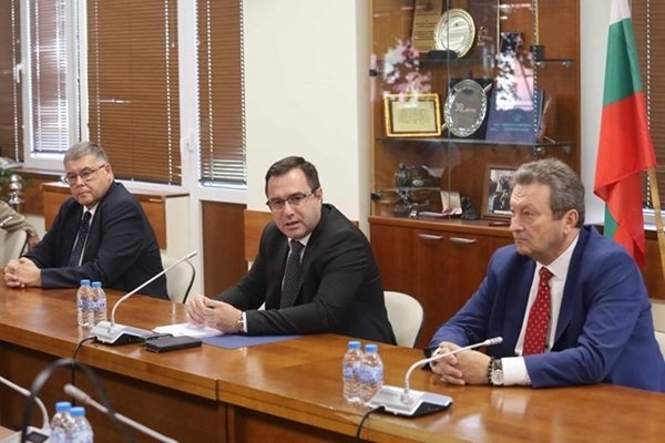 Ако се установят надути януарски сметки за ток енергодружествата които