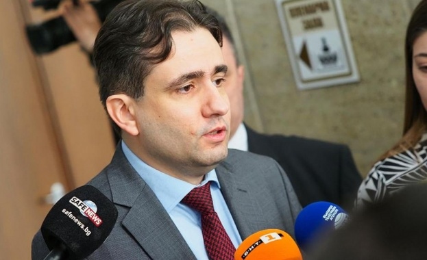 Най малко 64 хиляди камери за видеонаблюдение в България са