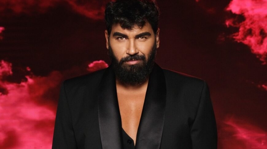 Попфолк иконата Азис за пореден път изненада своите почитатели споделяйки