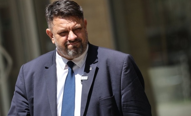 Атанас Зафиров подава оставка като председател на БСП Това обяви