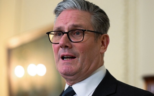 Директорът по комуникациите на британския премиер Киър Стармър Тим Алън