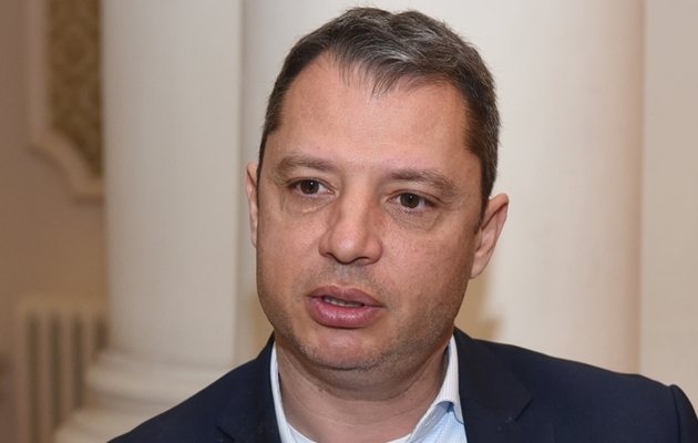 Не е вярно че напускам ГЕРБ Това написа във фейсбук