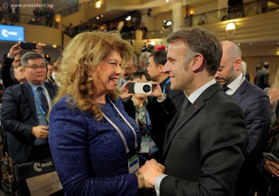 Ооо честито много се радвам и ви пожелавам успехи  
С