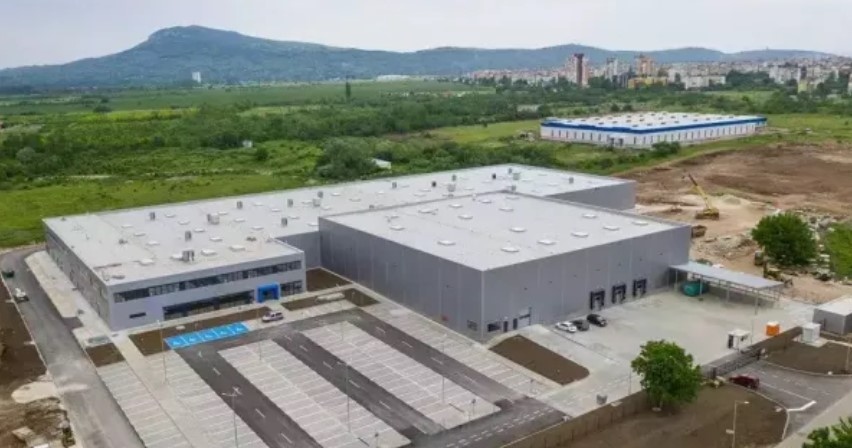 Завод за производство на компоненти за автомобилната индустрия затваря врати