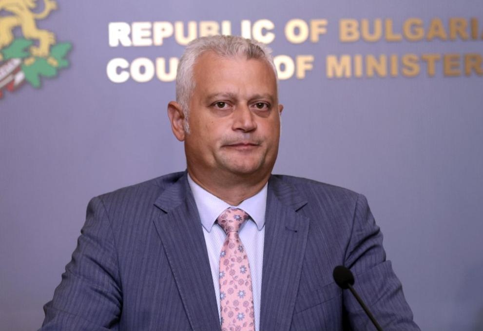 Министърът на вътрешните работи Емил Дечев заяви че не се