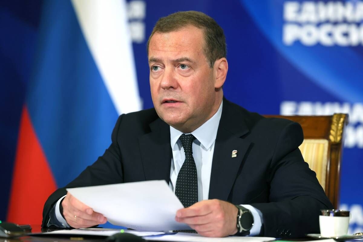Заместник председателят на Съвета за сигурност на Русия Дмитрий Медведев коментира