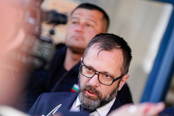 Министърът на регионалното развитие и благоустройството Ангелина Бонева освободи досегашния председател