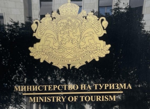 В Обединените арабски емирства Дубай и Абу Даби се намират