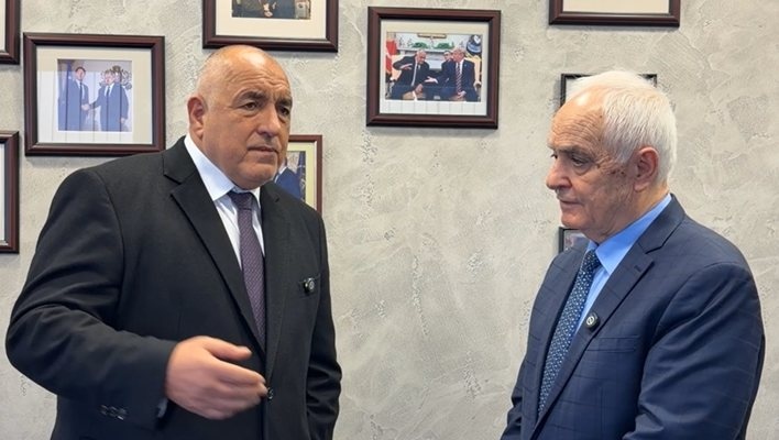 По време на война нацията трябва да е най-консолидирана. Имаме