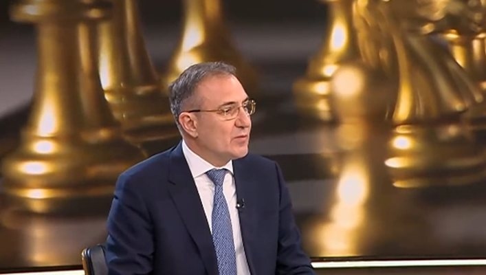 Първо прибирането на хората на второ място запасите от