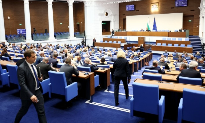 Извънредно заседание на парламента В дневния ред е заложена само