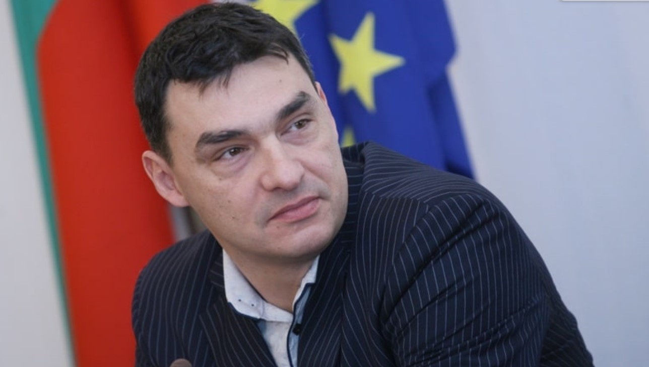 Волейболната ни звезда Владимир Николов води листата на формацията на