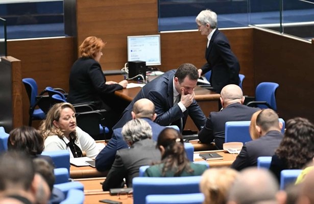 Бивши министри от правителството на Росен Желязков вицепремиера Томислав Дончев енергийния министър Жечо