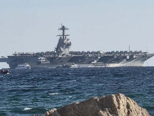 Съединените щати ускоряват изпращането на около 8 000 допълнителни морски