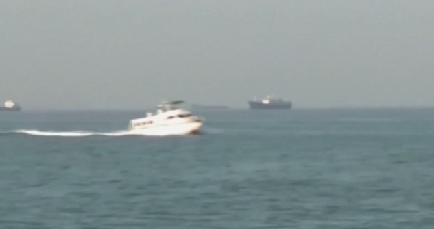 Иран заяви че ще допуска преминаването на невраждебни кораби през