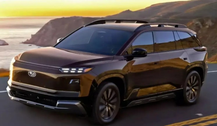 Subaru буквално взриви подиума на автомобилното изложение в New York