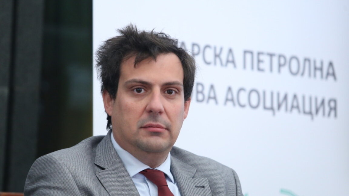 Няма особено значение какво казва Доналд Тръмп защото войната в